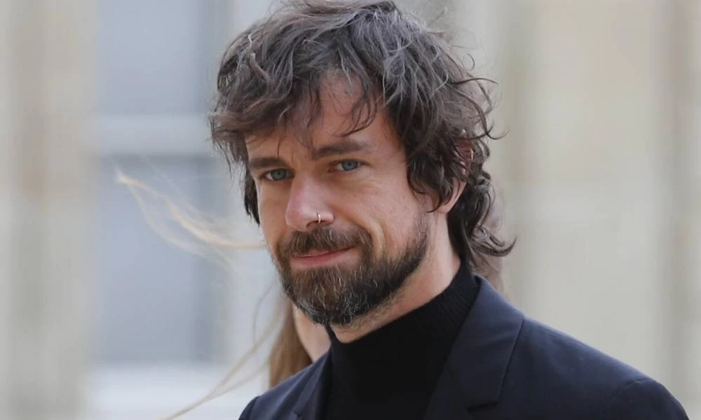 Παραιτείται ο CEO του Twitter Τζακ Ντόρσεϊ